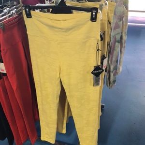 Mustard plus size leggings yoga pants